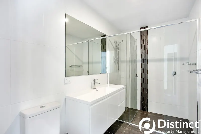 2/135 Easty Street, Phillip, photo 6