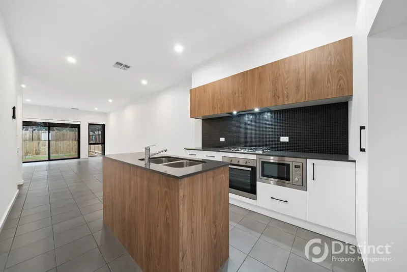 93/1 Rowland Rees Crescent, Greenway, photo 5