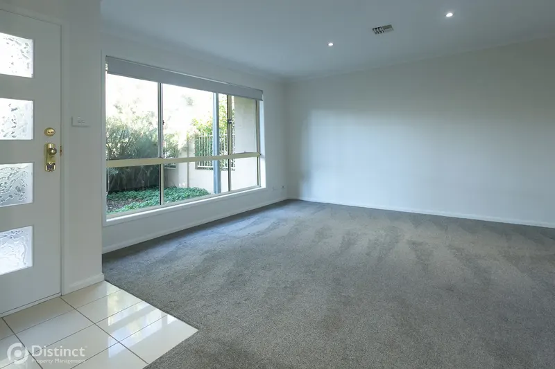 1/11 Frances Burke Street, Gungahlin, photo 6