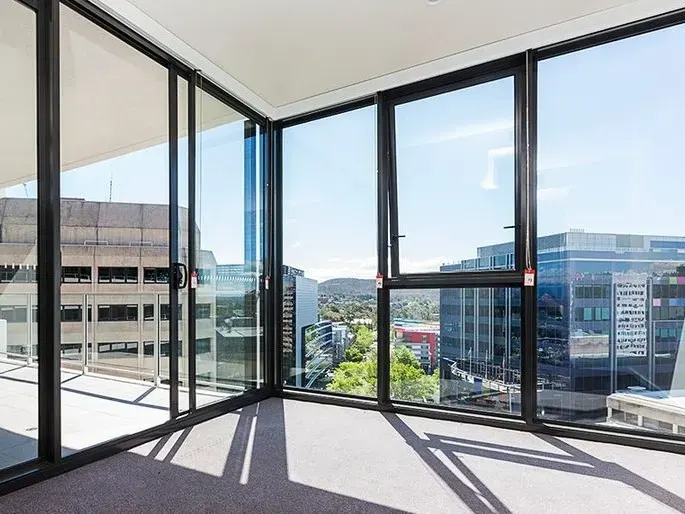 130/45 West Row, City, photo 5