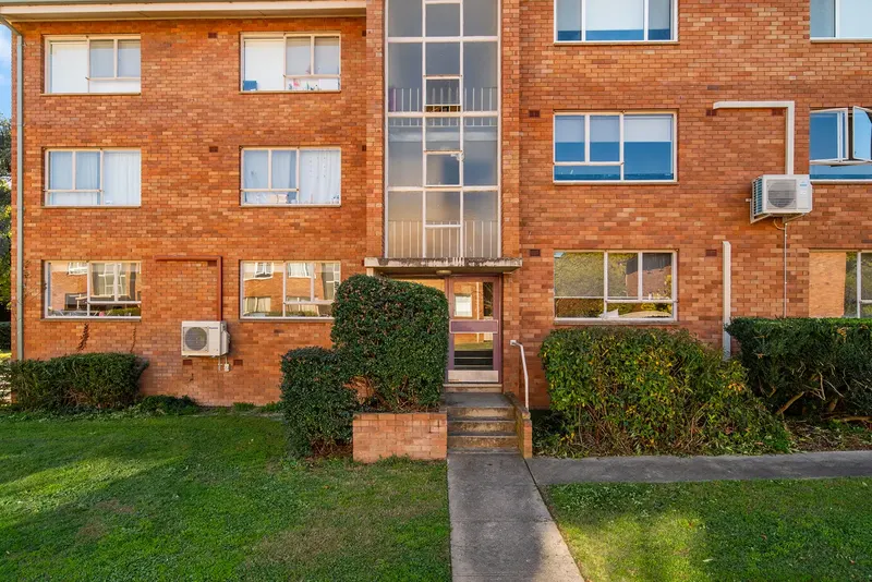 18/114 Blamey Crescent, Campbell, photo 12