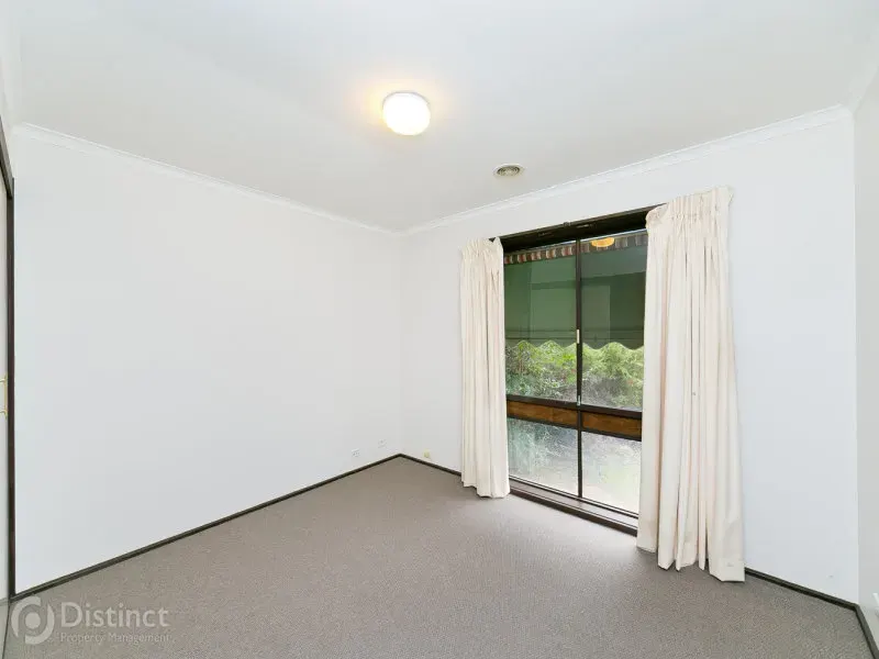84 Onkaparinga Crescent, Kaleen, photo 4