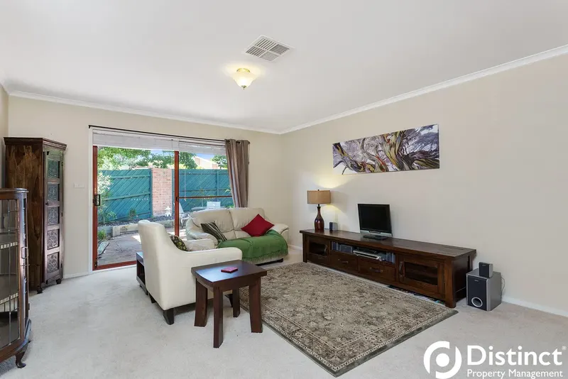 1/12 Samuels Crescent, Ngunnawal, photo 6