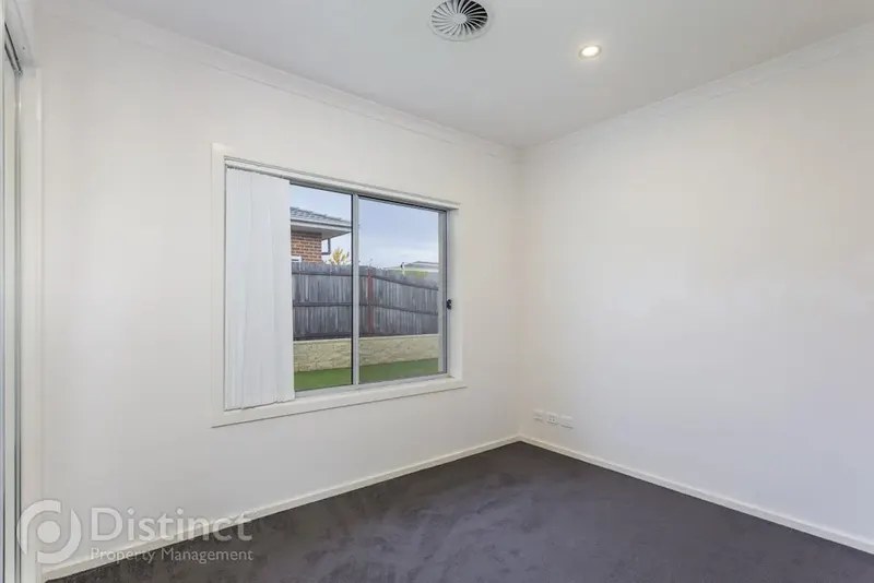 127 Samaria Street, Crace, photo 11
