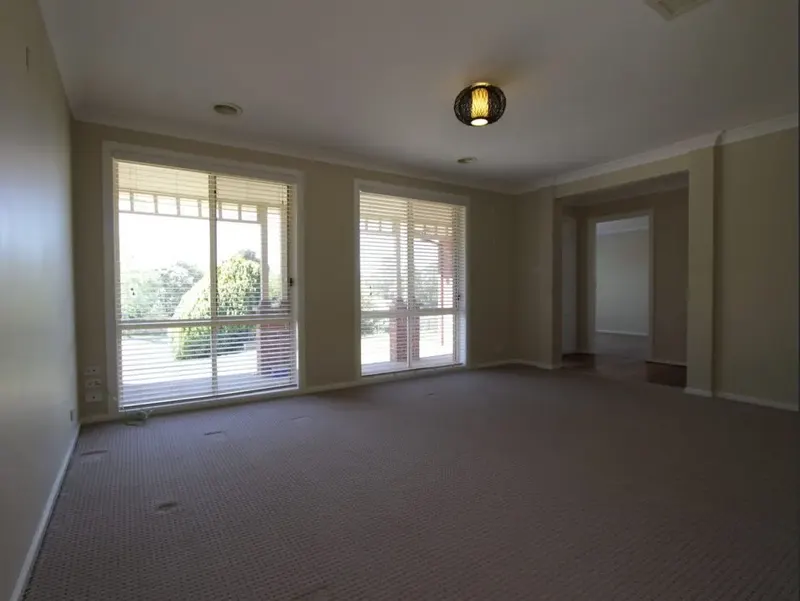5 Sale Place, Amaroo ACT 2914, photo 10