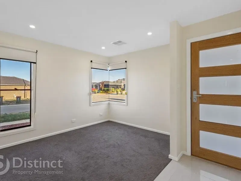 26 Gudamang Street, Ngunnawal, photo 2