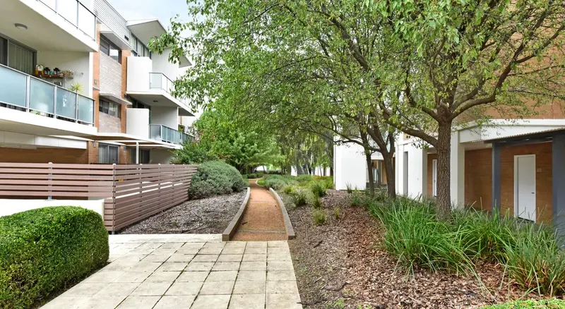 174/116 Easty Street, Phillip, photo 15