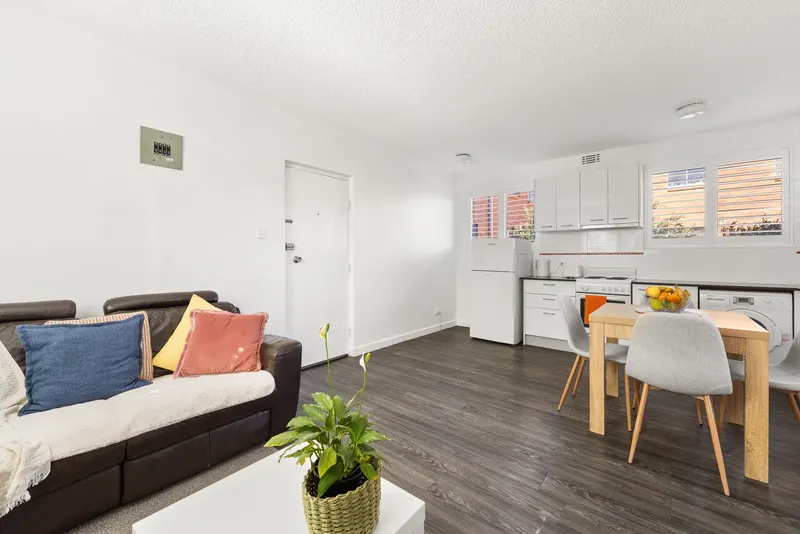 11/131-133 Rivett Street, Hackett, photo 2
