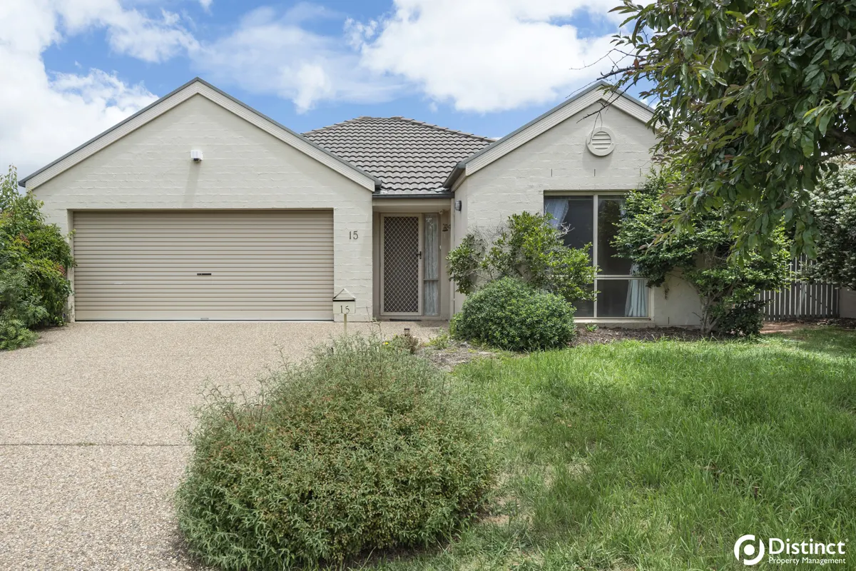 15 Leven Street, Amaroo, photo 1