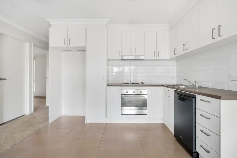 17 Whitmore Crescent, Watson, photo 5