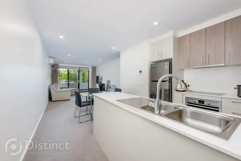 2/109 Canberra Avenue, Griffith, photo 3