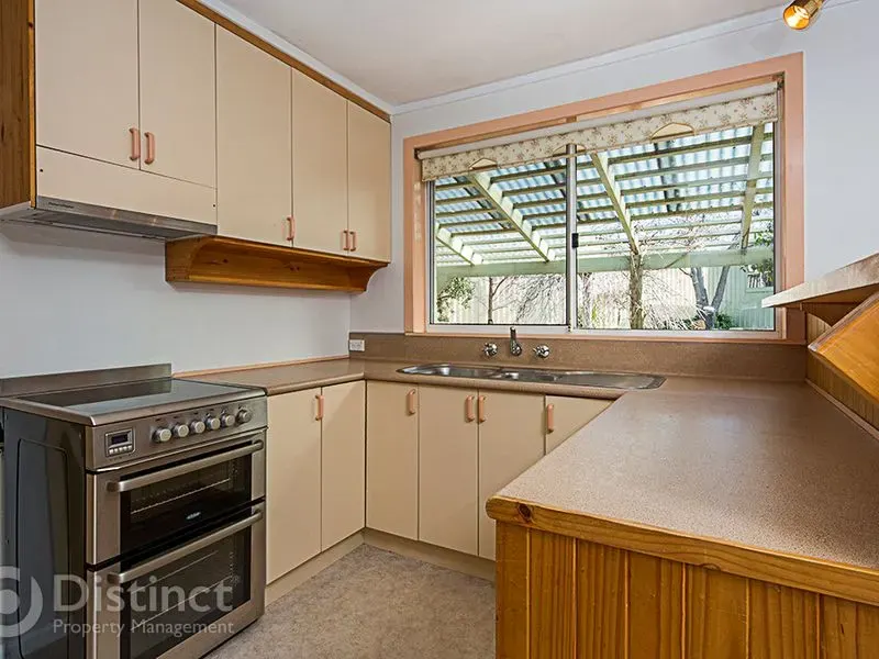 35 Collier Street, Curtin, photo 2