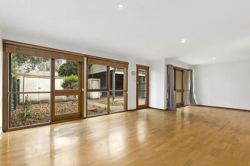 25 Renny Place, Belconnen, photo 8