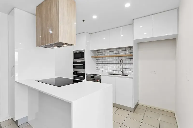 1503/120 Eastern Valley Way, Belconnen, photo 4