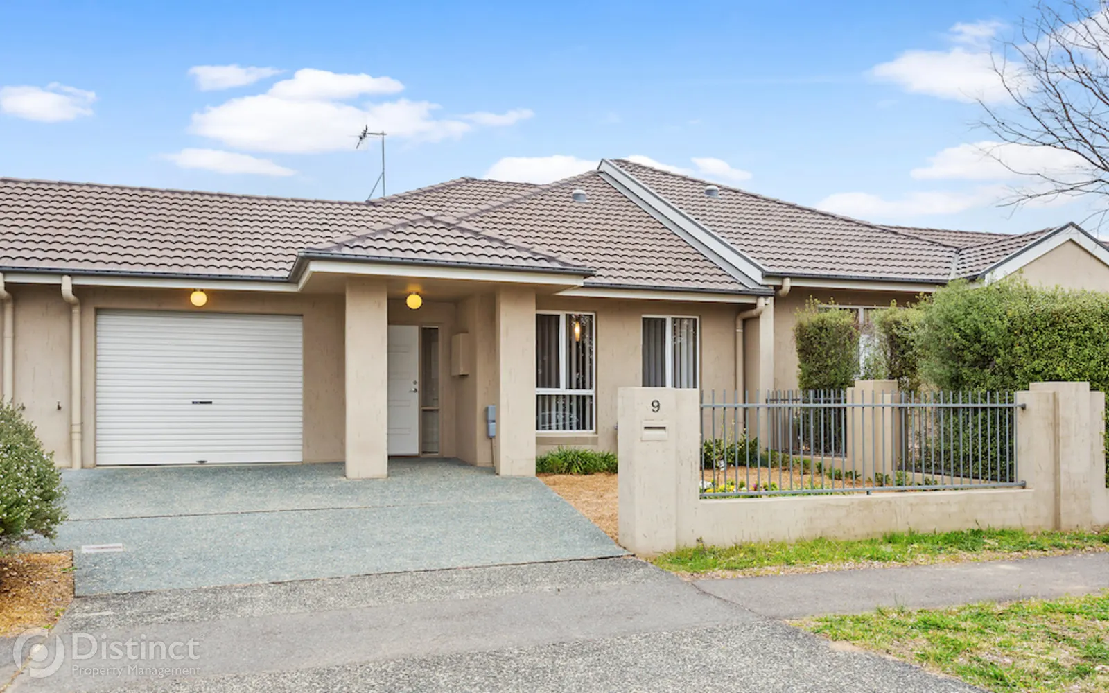 9 Helen Turner Street, Gungahlin, photo 1