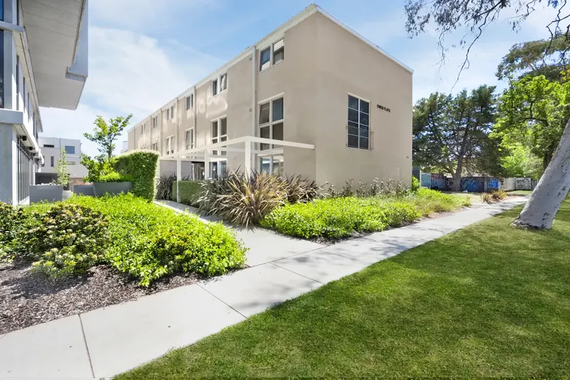 163/259 Northbourne Avenue, Lyneham