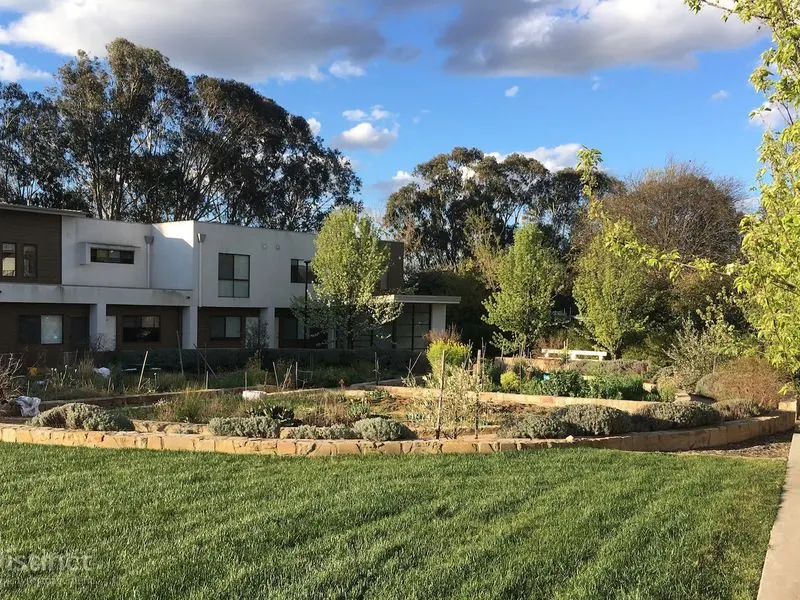34/39 Jerrabomberra Avenue, Narrabundah, photo 1