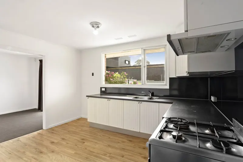 4 Earle Street, Lyneham, photo 6