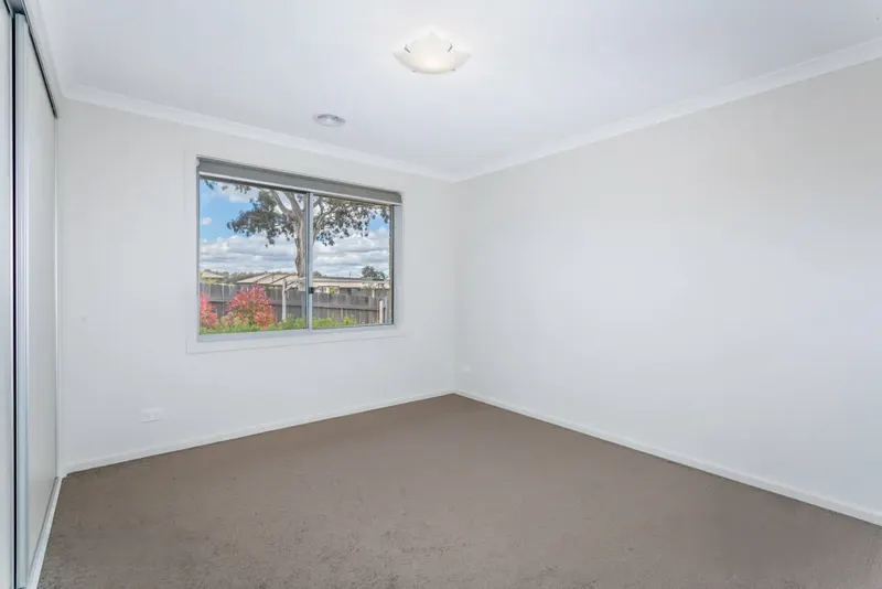 12 Victoria Owen Circuit, Casey, photo 5
