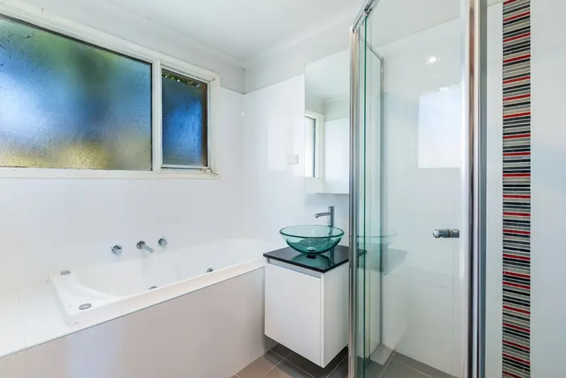 9 Menkens Court, Phillip, photo 3