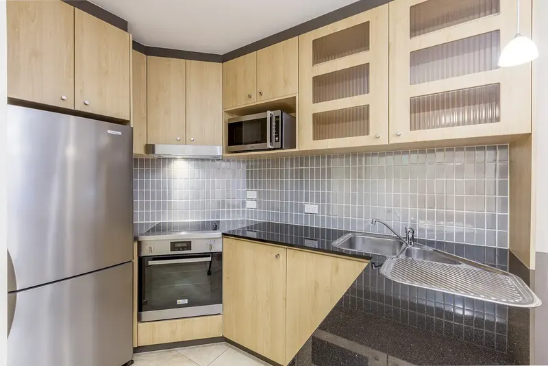 17/66 Allara Street, City, photo 4