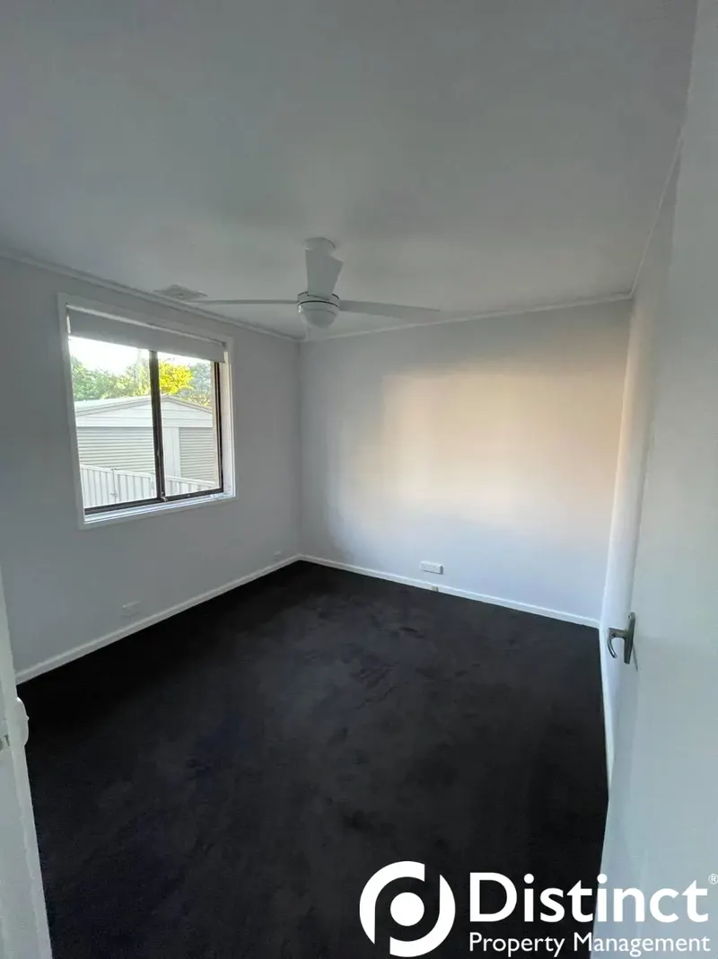54 Castley Circuit, Kambah, photo 12