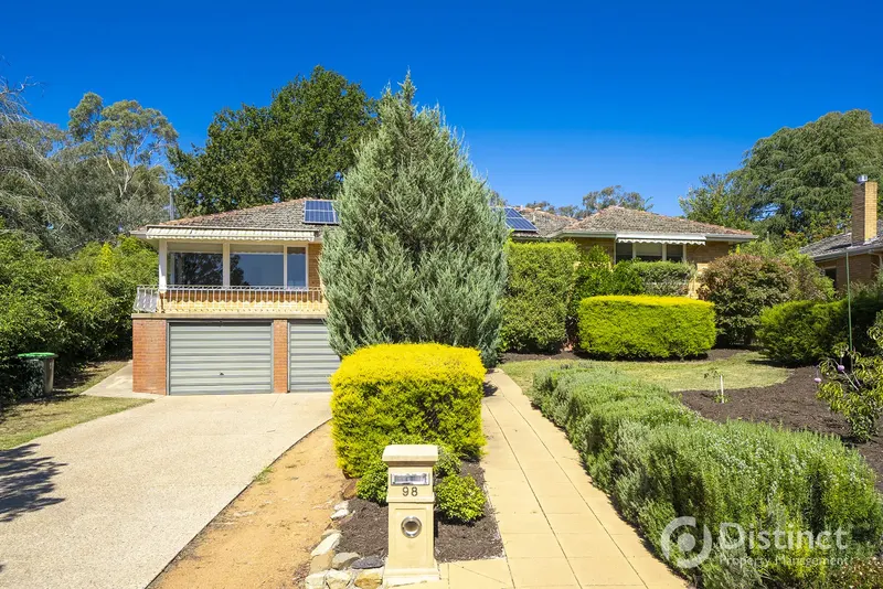 98 Vasey Crescent, Campbell