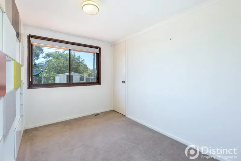 9 Langridge Street, Wanniassa, photo 5