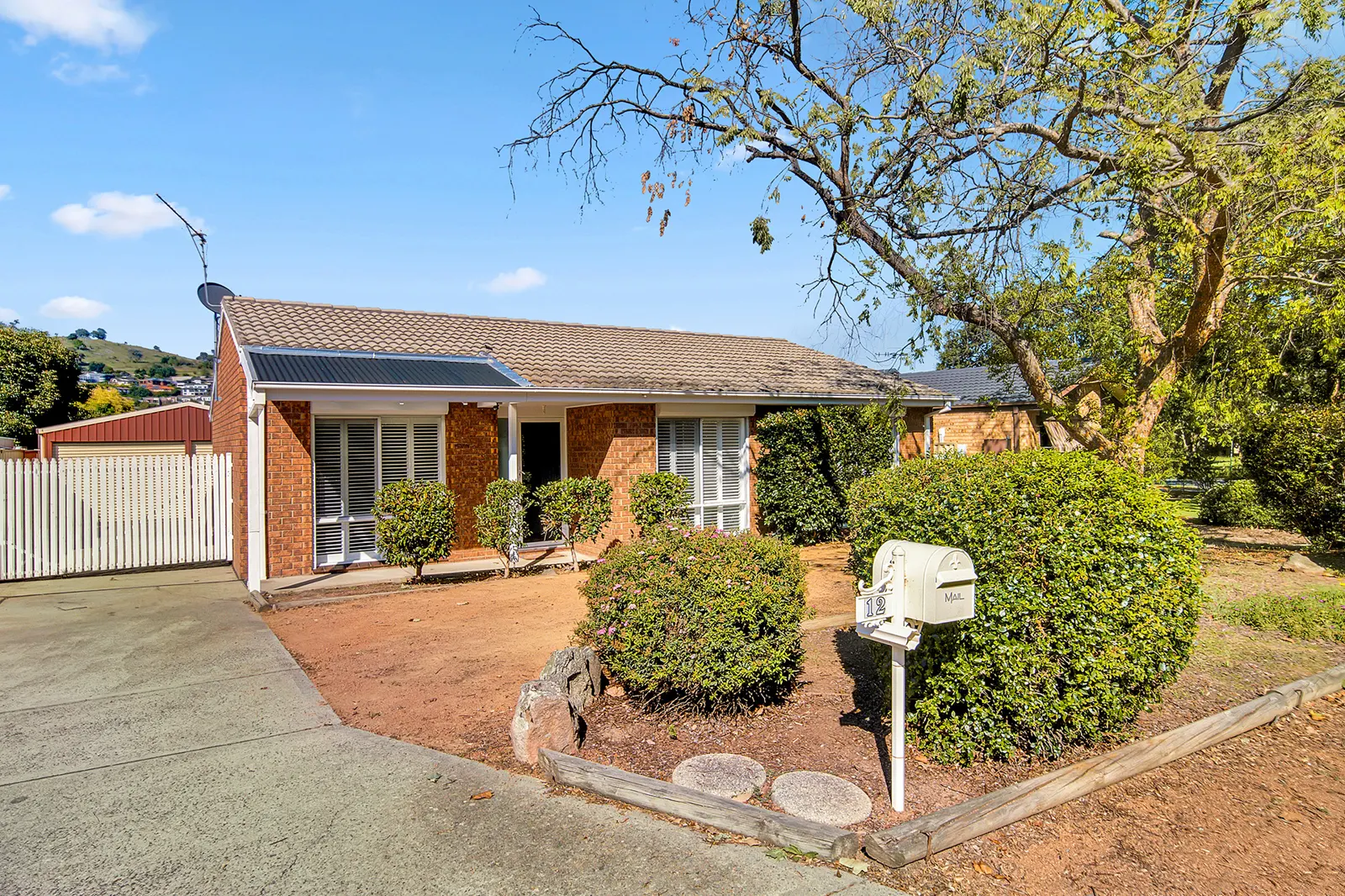 12 Midge Street, Gordon, photo 1