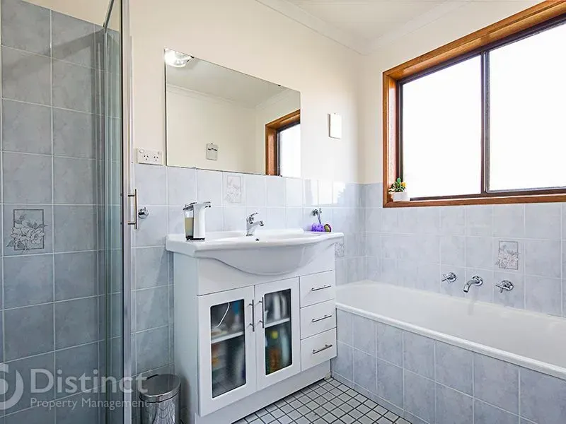 19 Helen Mayo Crescent, Bonython, photo 6