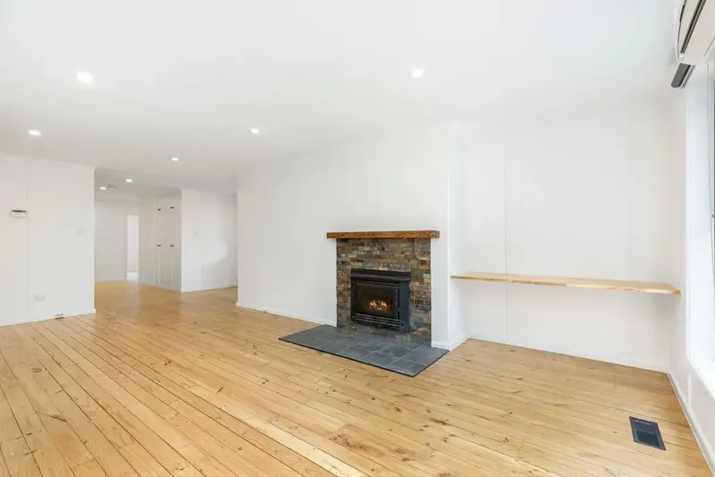 19 Bundeela Street, Narrabundah, photo 2