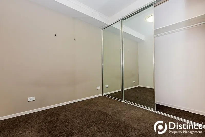 7/56 Cowlishaw Street, Greenway, photo 4