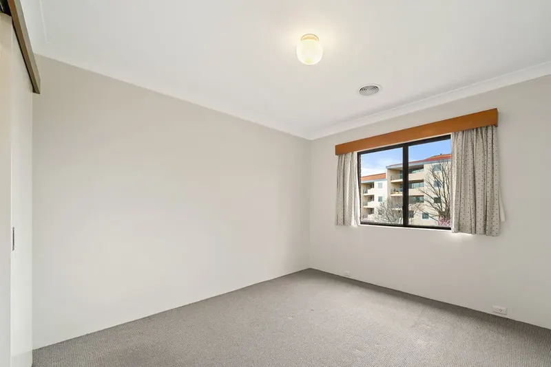 20/103 Canberra Avenue, Griffith, photo 9
