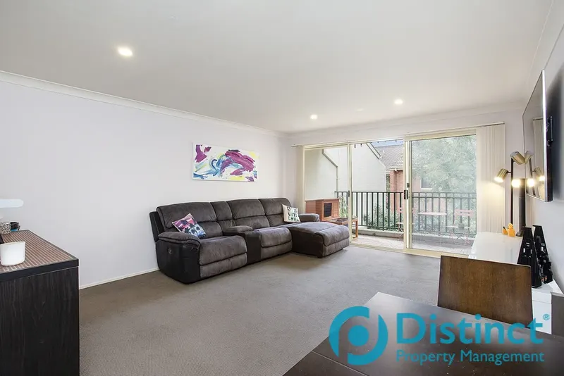 11/12 Albermarle Place, Phillip, photo 4