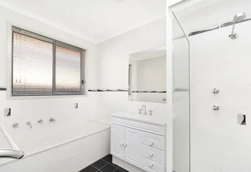 20 Petersilka Street, Gungahlin, photo 11