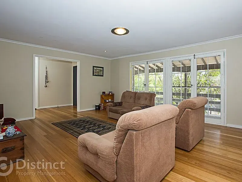 42 Solomon Crescent, Latham, photo 4