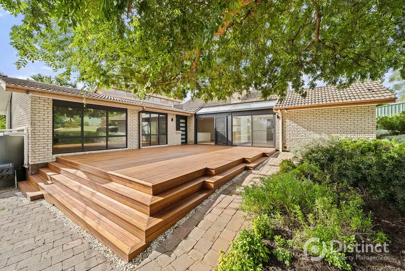 4 Achernar Close, Giralang, photo 24