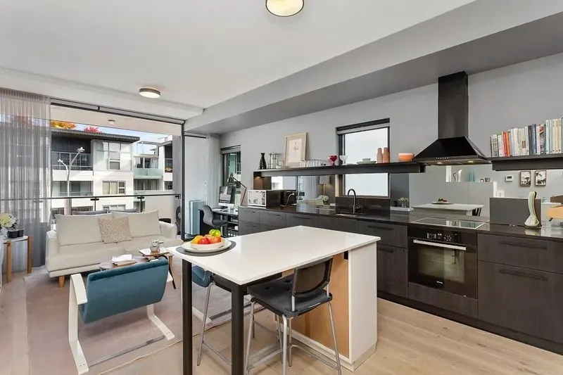 76/43 Eastlake Parade, Kingston, photo 7