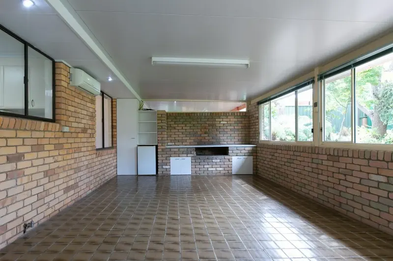 5 Simon Place, Kambah, photo 14