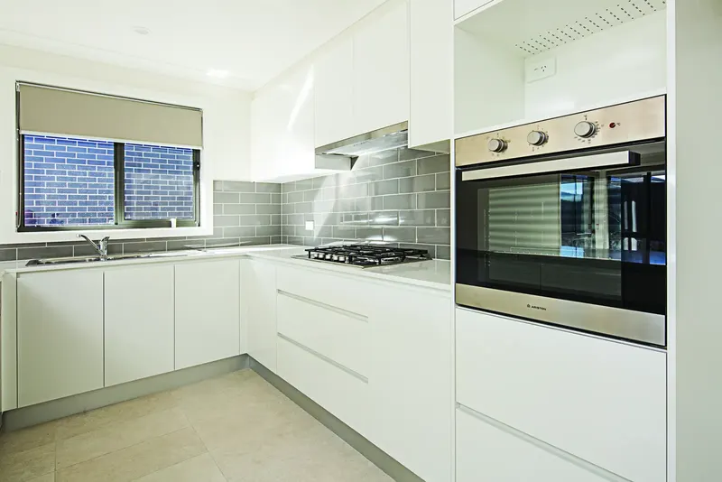 37 Toppano Street, Moncrieff, photo 3