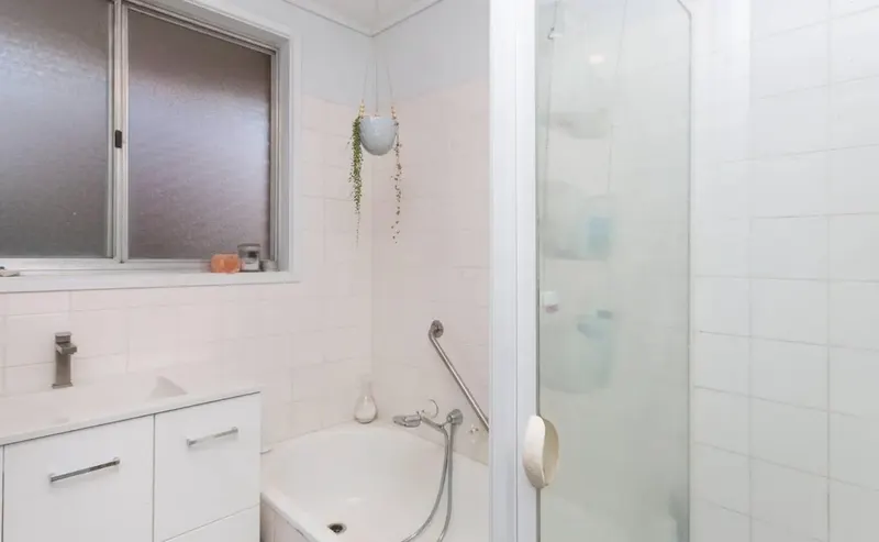 12 Amherst Street, Kambah ACT 2902, photo 8