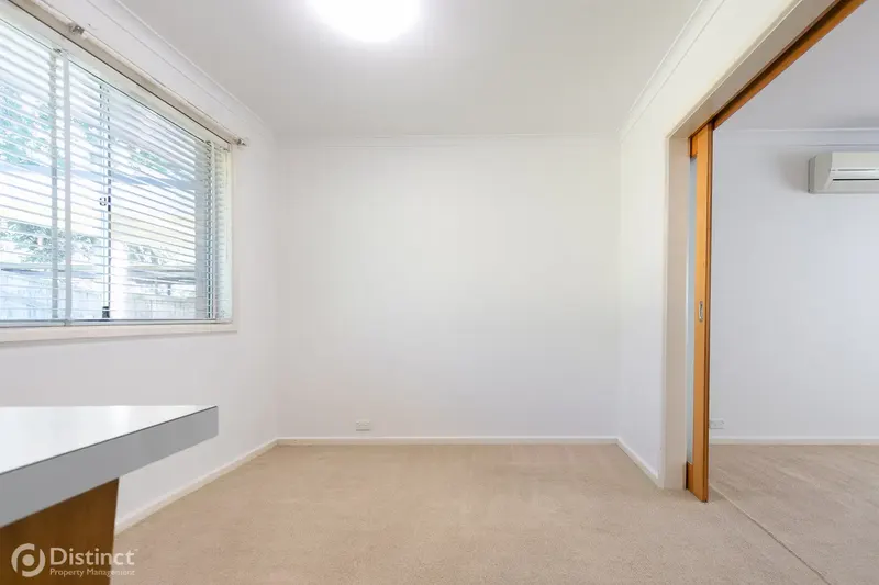 28 Wirraway Crescent, Scullin, photo 4