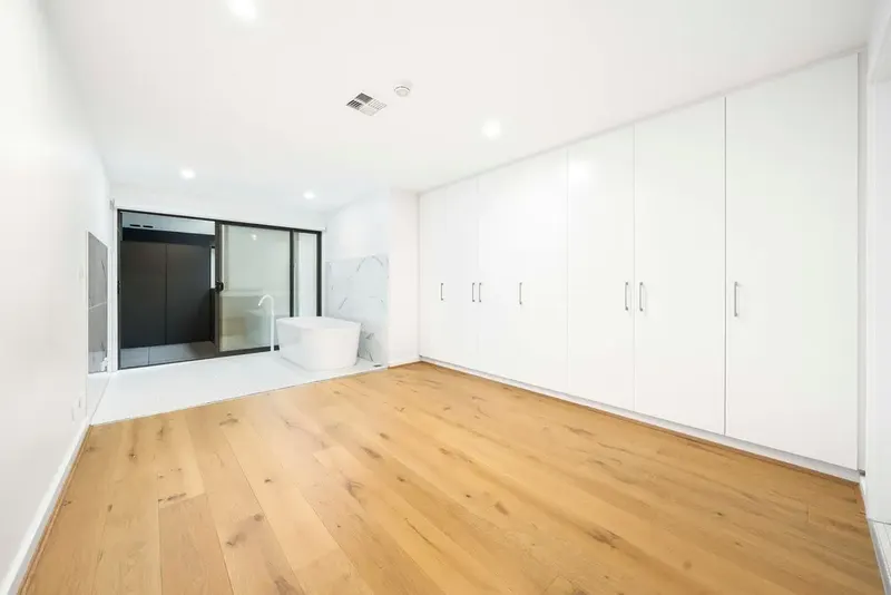 207/32 Mort Street, Braddon, photo 12