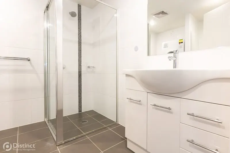 99/104 Henry Kendall Street, Franklin, photo 9