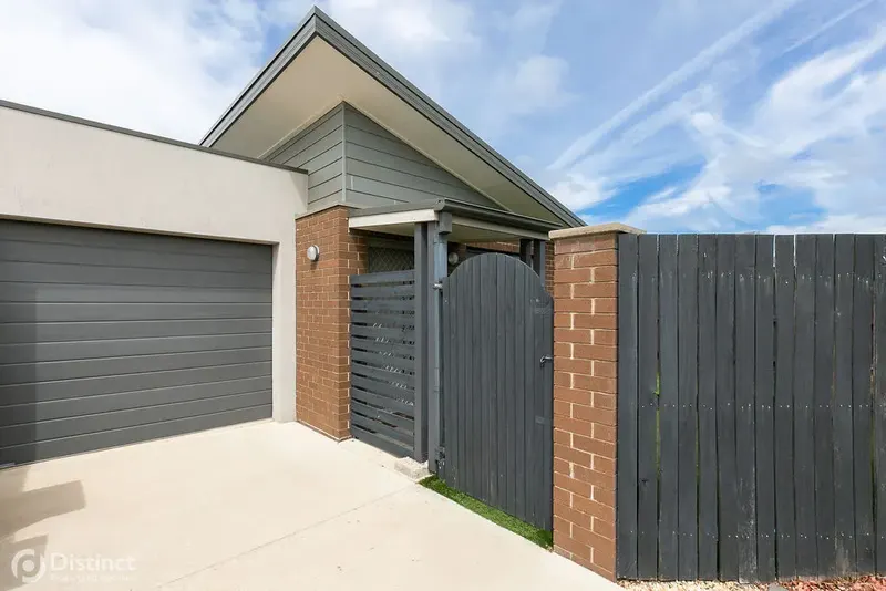 108 Burrumarra Avenue, Ngunnawal, photo 12