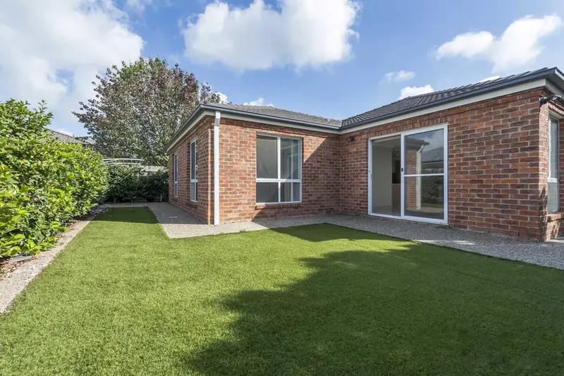 4 Thea Astley Circuit, Franklin, photo 14
