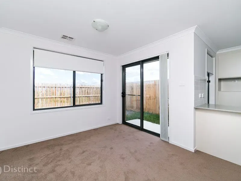 13/41 Lawrenson Circuit, Jacka, photo 3