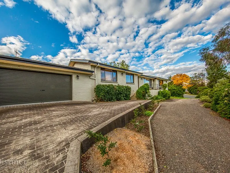 31 Deloraine Street, LYONS ACT 2606, photo 1