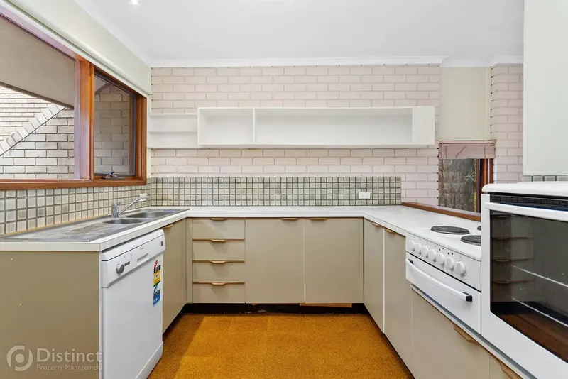 102 Wybalena Grove, Cook, photo 3