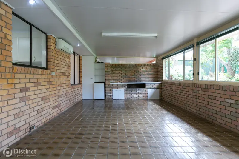 5 Simon Place, Kambah, photo 6